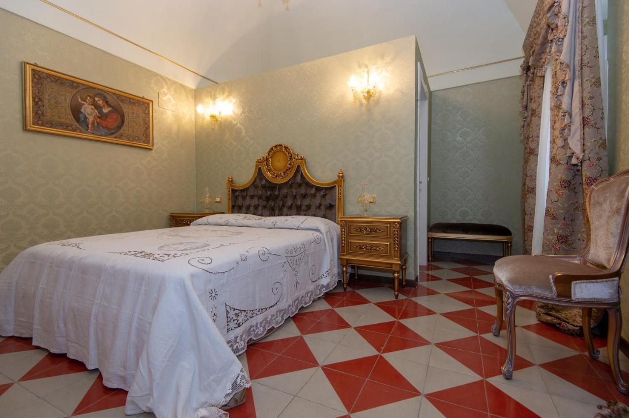 Palazzo Tilli Casoli  Ngoại thất bức ảnh